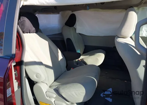 2011 Toyota Sienna from USA, damaged, VIN 5TDKA3DC9BS001403